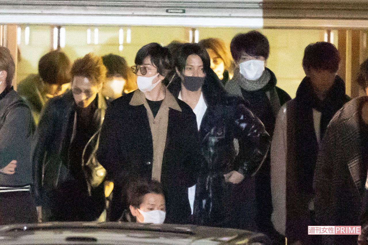 黒いマスク姿の山下智久（'20年）