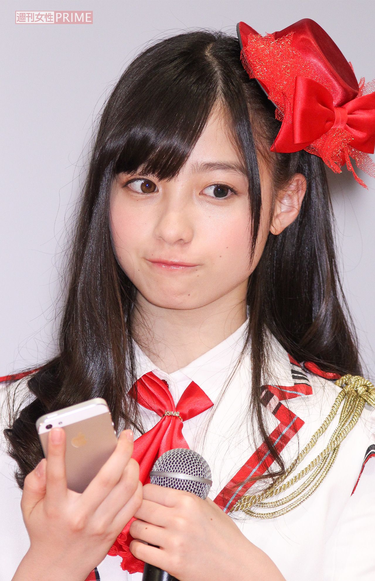 アイドルグループ『Rev.from DVL』に所属していた橋本環奈（2014年6月）