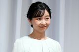 佳子さま、アジア大会結団式の「存在感あるバラの髪飾り」に「派手では？」の声も…
