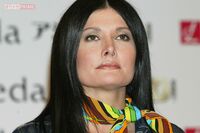 カイヤがSNSで“妖艶美ボディ”を惜しみなく披露、美しさの源は清々しい過激トーク