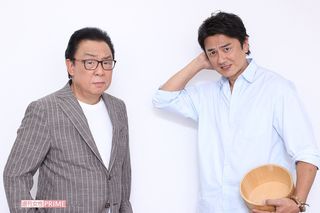 対談した梅沢富美男（左）と原田龍二（右）