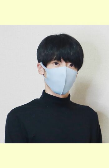 節約マスクかおるさん●年収約400万円の工場で働きながら資産を増やす。退職後に4500万円を達成しセミリタイア。現在は、金融資産を増やすテクニックや体験談をYouTubeチャンネル「節約マスクのお金の話」で発信している。※画像をクリックするとYouTubeにジャンプします。