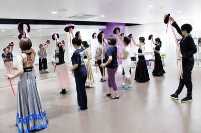 インストラクターは全員“元タカラジェンヌ”！ 日本初「ジェンヌスタイル」とは