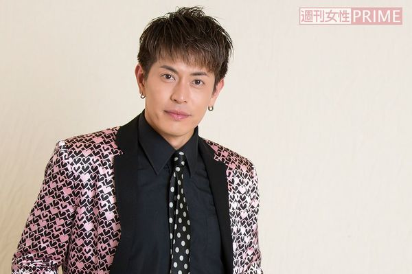 ともい・ゆうすけ／1980年4月2日生まれ。大阪府出身。178cm。　撮影／伊藤和幸