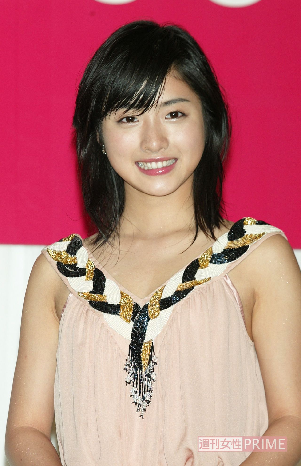 2005年5月、TBS『赤いシリーズ2005』制作発表での石原さとみ