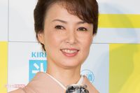 河野景子、コロナで講演活動中止も「7人の男とデート」のモテモテ生活