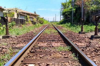 経営破たんした国鉄の長期債務の一部をたばこ特別税として負担している　※画像はイメージです