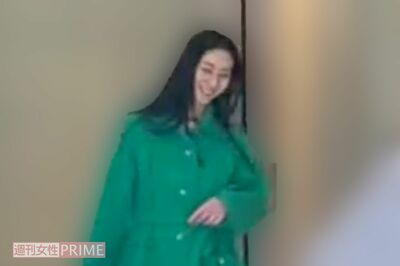 三浦瑠麗、夫・清志容疑者が逮捕された当日も終始“不敵な笑み”を浮かべ…あえてノーマスクで登場「直撃後…