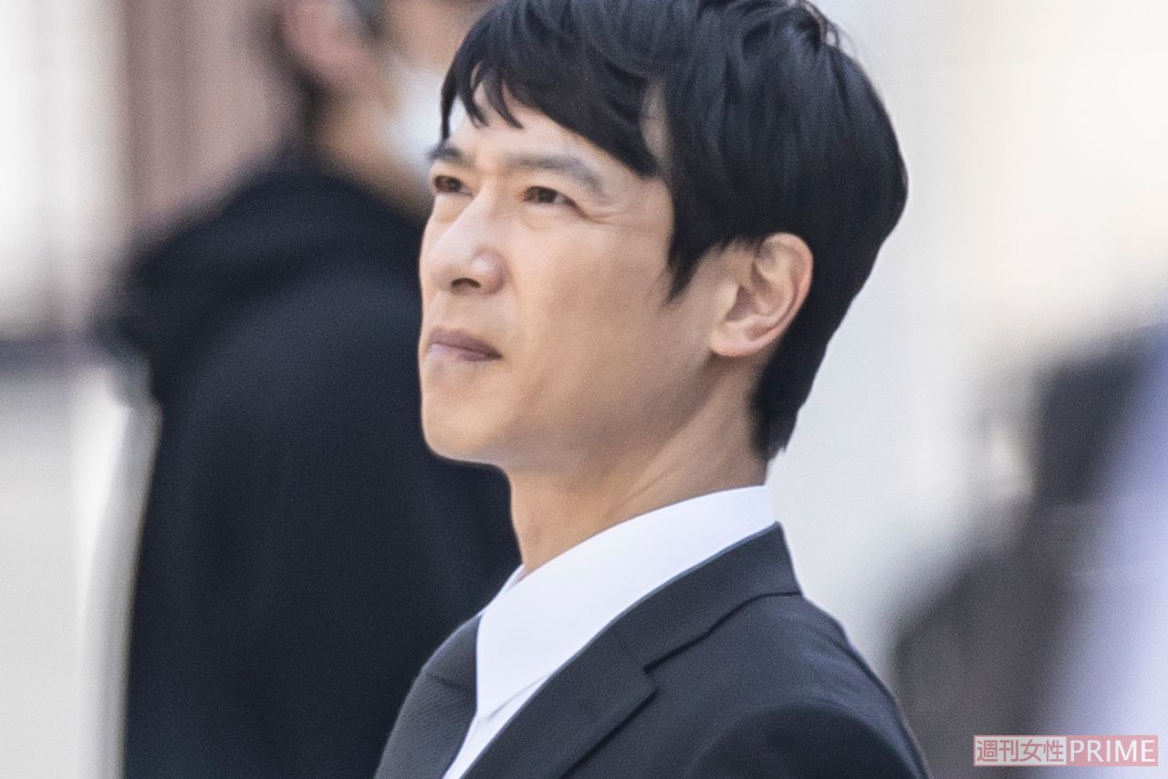 2020年4月、『半沢直樹』ロケに臨む堺雅人