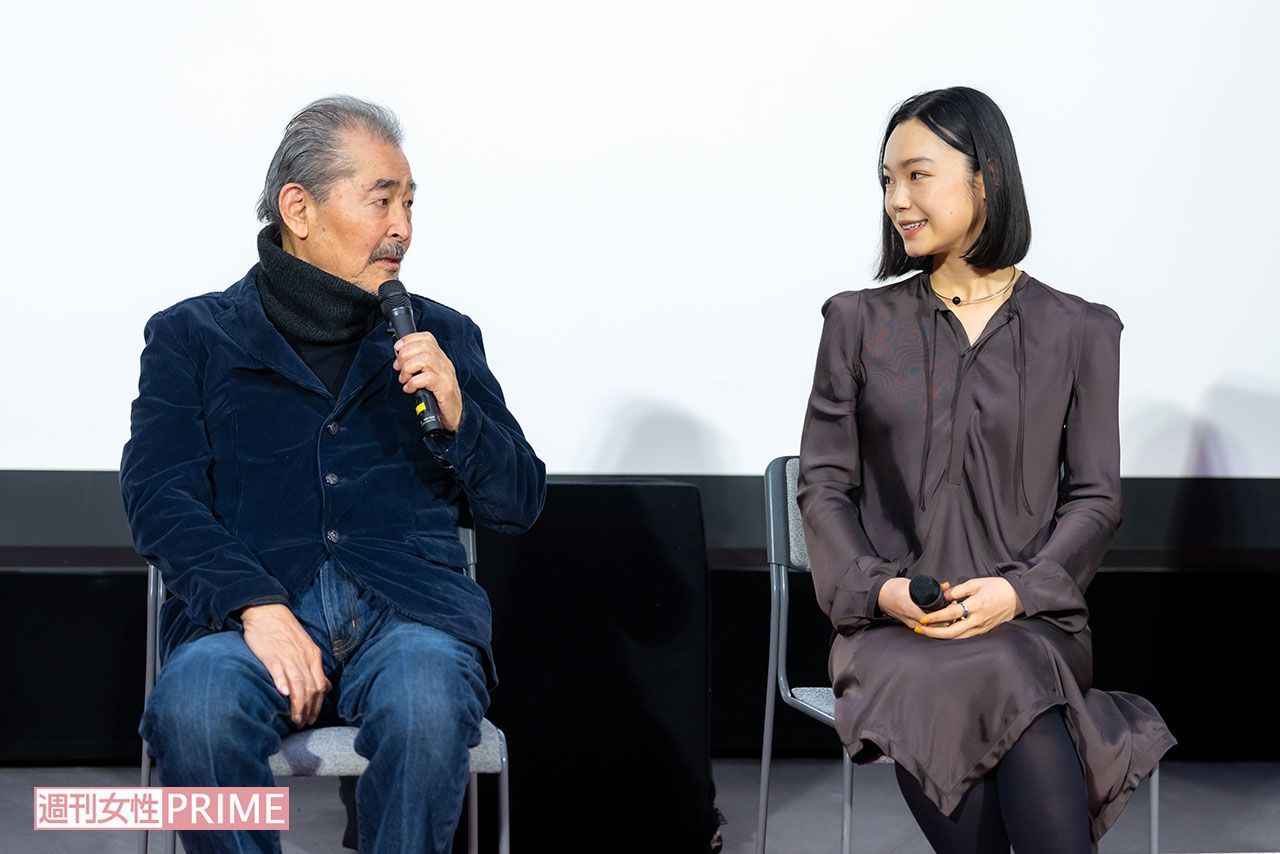 藤竜也（左）古川琴音（2026年3月、NHK『魯山人のかまど』取材会にて）