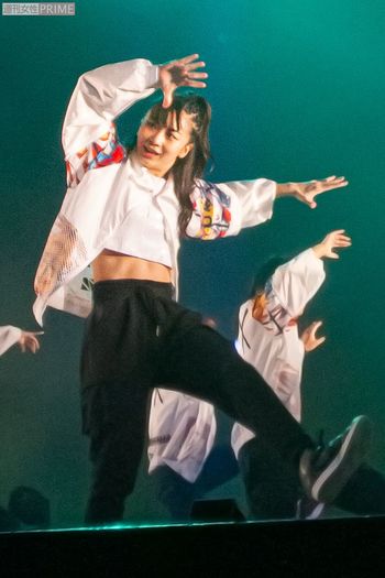 昨年10月ダンススクールの発表会で“美腹筋”を解放された佳子さま