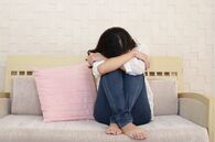 ひきこもり、うつ病、離婚…「誰が見ても美人」慶応大卒女性の人知れぬ“葛藤”