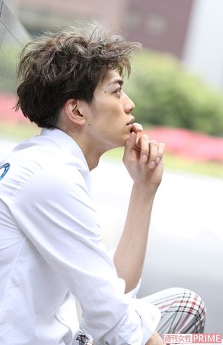 東啓介、藤田玲　撮影／森田晃博