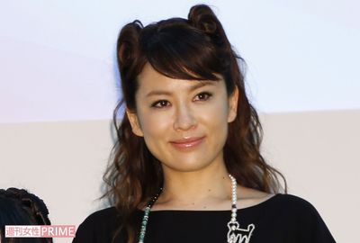 鈴木砂羽の主演舞台を降板したあの美魔女・牧野美千子が「真相」暴露か