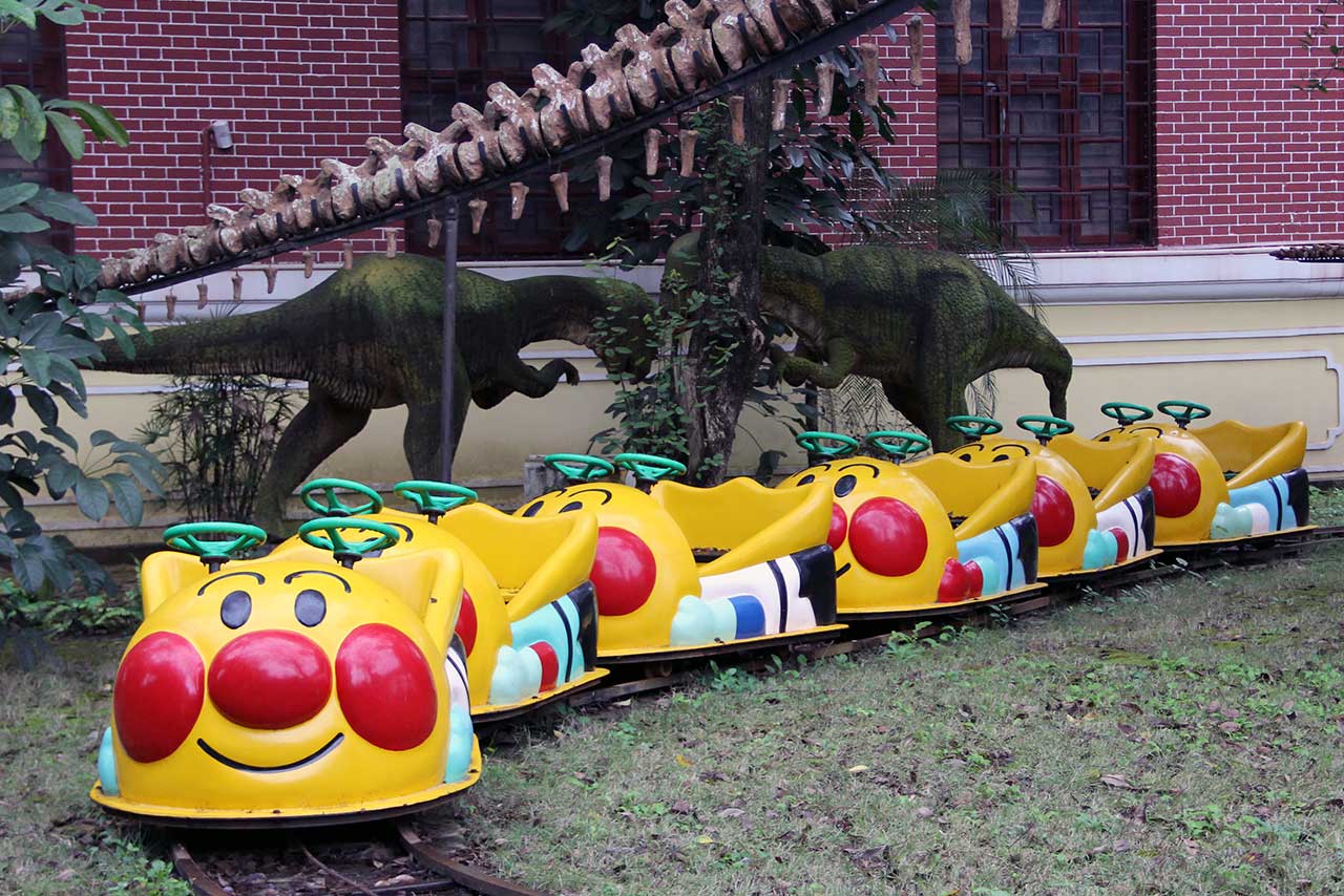 『中国遊園地大図鑑』南部編より　撮影／関上武司さん