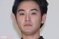 松田龍平のお台場デートを目撃！ポップコーンをシェアした『獣なれ』共演女優