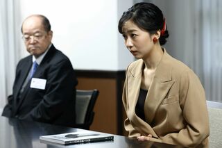 石川県をお訪れた際には、バレッタとイヤリングが輪島塗のものを選ばれた（2024年10月）