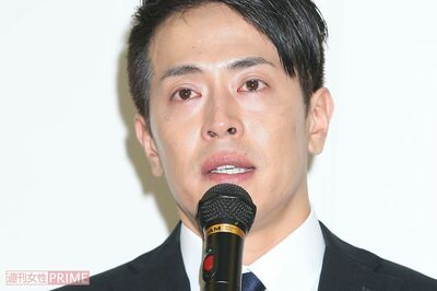 引退会見を開いた純烈・友井雄亮