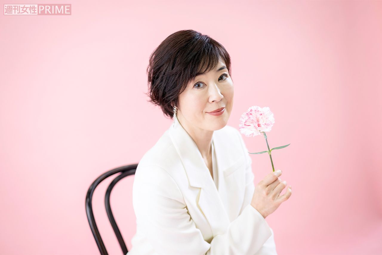 寺島しのぶ　撮影／齋藤周造　ヘアメイク／片桐直樹　スタイリスト／中井綾子（crepe）