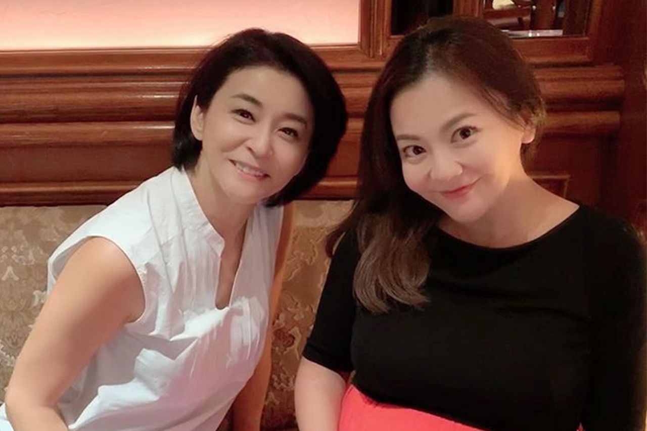 高嶋ちさ子とのツーショットを投稿した華原朋美（インスタグラム）