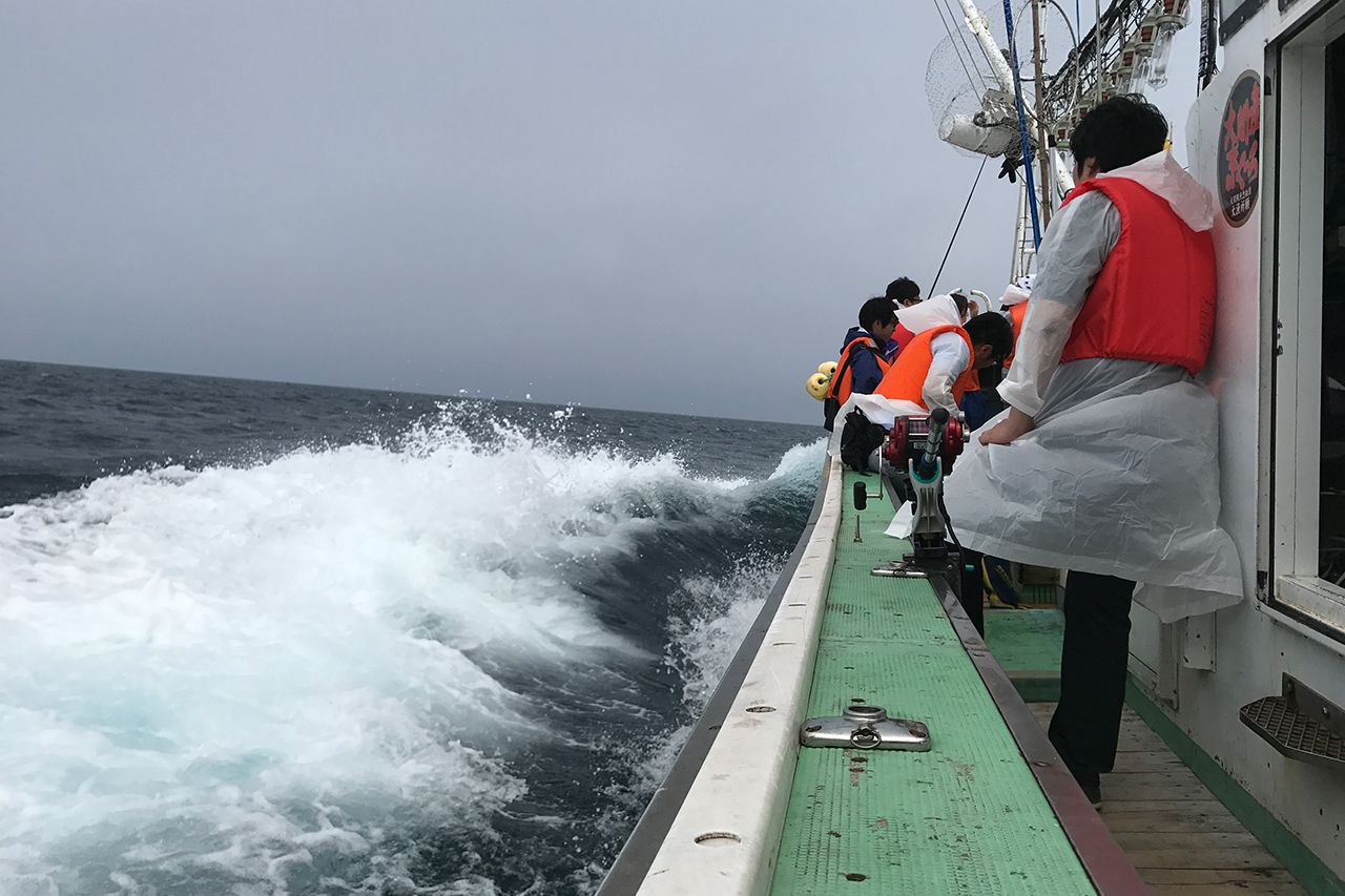 津軽海峡の荒波を体験でき、アトラクション気分も味わえる