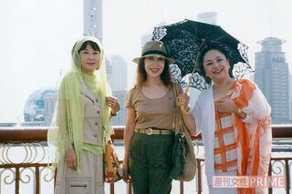 仲よし3人組の旅のひとコマ。中国・上海にて
