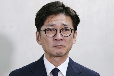 元TOKIO・国分太一が涙の謝罪会見後に〈女性2名へのセクハラ行為〉が判明、山口達也への苦言で上げた“復帰…