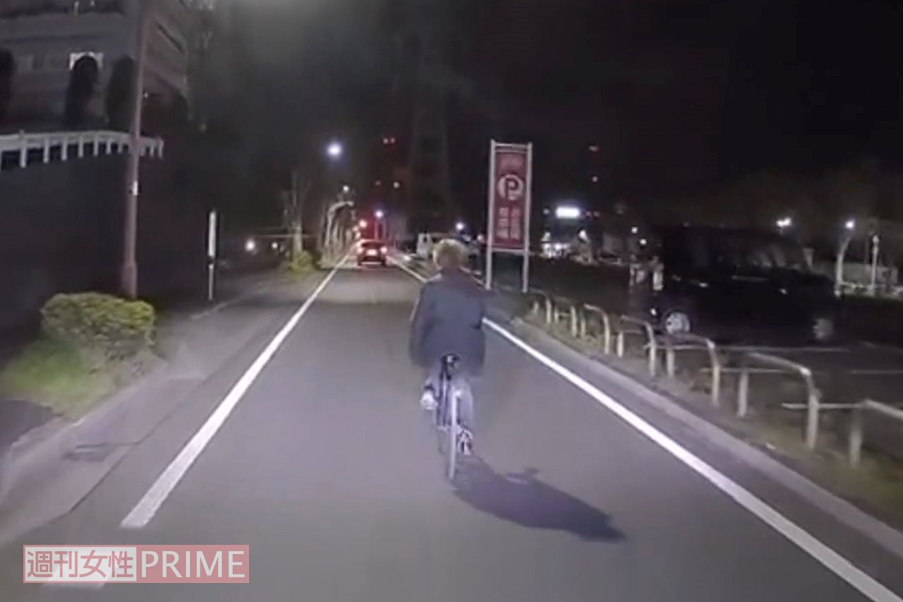 2020年3月、成島容疑者の実家がある千葉・柏市の住宅地で手口のよく似た走行妨害が目撃されていた（読者提供）