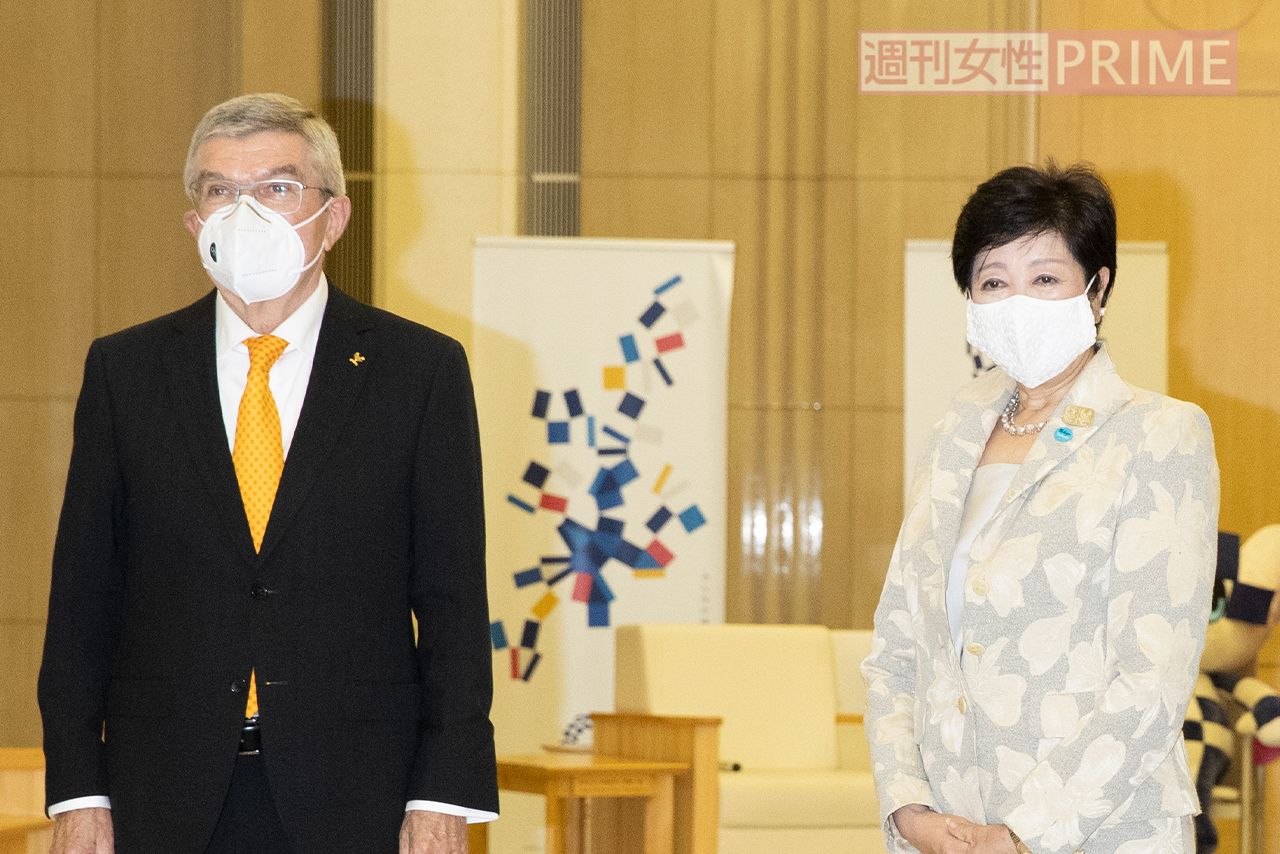 IOCのトーマス・バッハ会長の「犠牲を払わないといけない」発言が国内で波紋を呼んでいる（写真は'20年11月）