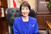 女性初の新総裁、高市早苗氏の見た目に変化？“強めメイク”から “抜け感メイク”へのイメチェンに「今の方が断然素敵！」絶賛の声