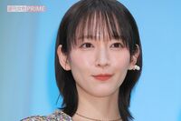 NHKドラマ『ひらやすみ』撮影中の吉岡里帆を目撃！阿佐ヶ谷のお祭り現場で、酔っ払いとのニアミスで見せた…