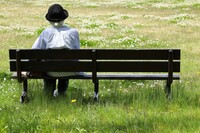 単身高齢者900万人時代で「50代で賃貸を断られるケース」も…“持ち家でも安心できない”老後住まいのリア…
