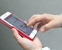 急増する“スマホ体調不良”30～40歳で老眼発症も