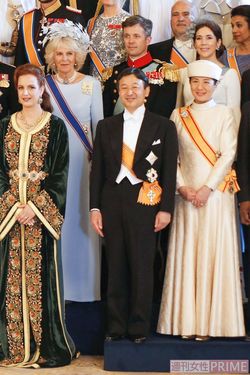 久しぶりの海外となったオランダ国王の戴冠式で各国の王族たちと会した（'13年4月）