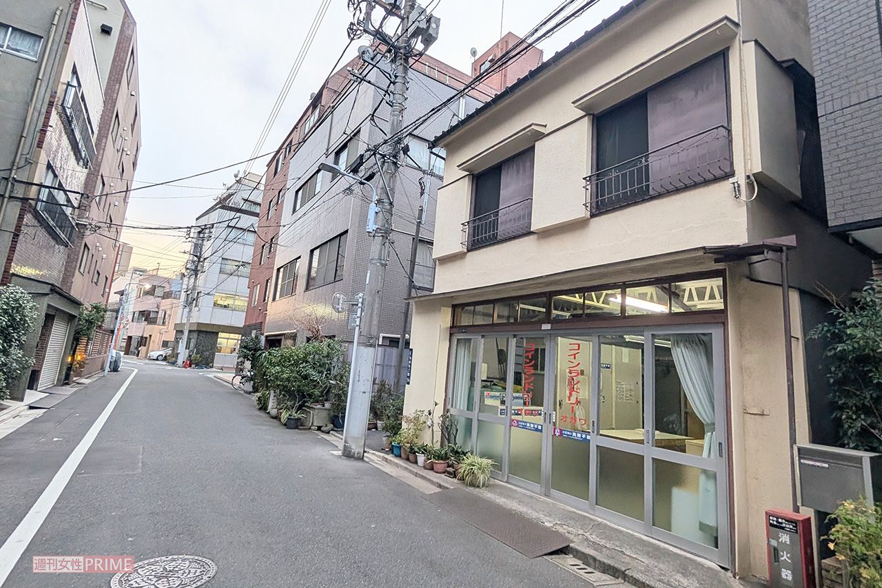 ドラマ『冬のなんかさ、春のなんかね』（日本テレビ系）第1話で登場したコインランドリー店は、フジテレビ系『東京P.D.警視庁広報2係』のロケ地でも使用された　撮影／編集部