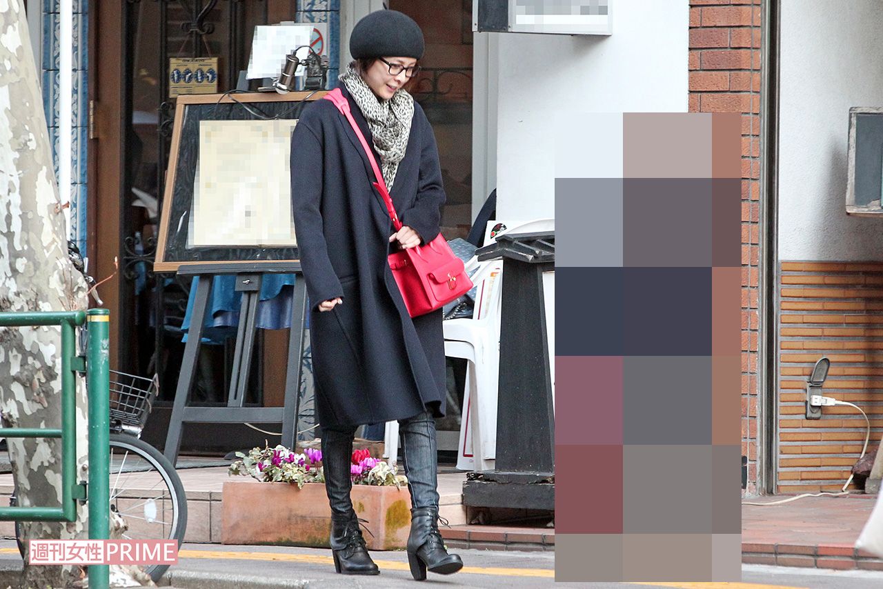 2014年2月、8歳（当時）になった長男と“親子デート”を楽しむ竹内さん。母子二人三脚で難関私立中学校も見事合格