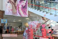 安室奈美恵、“聖地”で3年ぶり花火大会開催も一部ファンからブーイング 売れ残ったグッズのために…