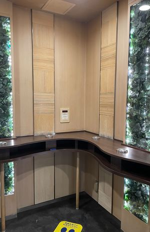 小田急新宿ミロード8階喫煙スペース