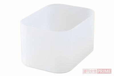 ポリプロピレンメイクボックス・1/2横ハーフ　撮影／矢島泰輔