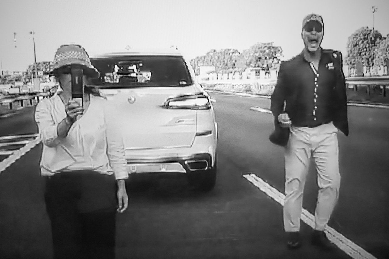 役割分担がしっかりできていた宮崎文夫容疑者（右）と喜本奈津子被告