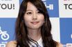 堀北真希の“ピンク髪”が「子どもを守るため？」で話題に！「黒髪はナメられる」痴漢や“ぶつかり男”卑劣行為の対策で「ハデ髪」変身女子が急増中