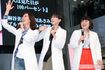 『人は見た目が100パーセント』(フジテレビ系)スタート前イベントでの水川あさみ、桐谷美玲、ブルゾンちえみ