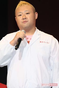 強面の役で視聴者の記憶に残る脇知弘。バラエティー番組でも活躍