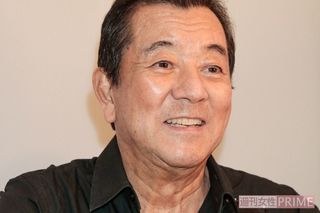 直撃取材にも快く対応してくれた加山雄三（'16年2月）