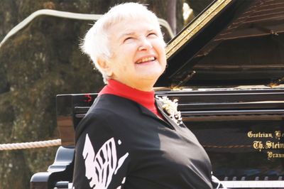 美智子さまより約10歳年上でもコンサートを続けるルースさん（写真は公式HPより）