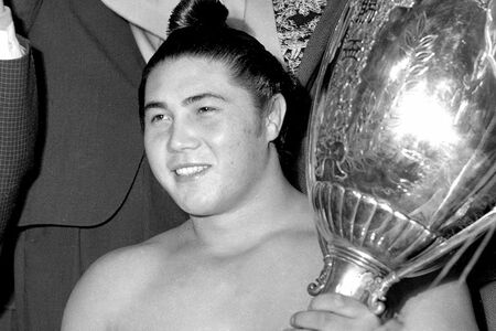 大鵬（写真／共同通信）