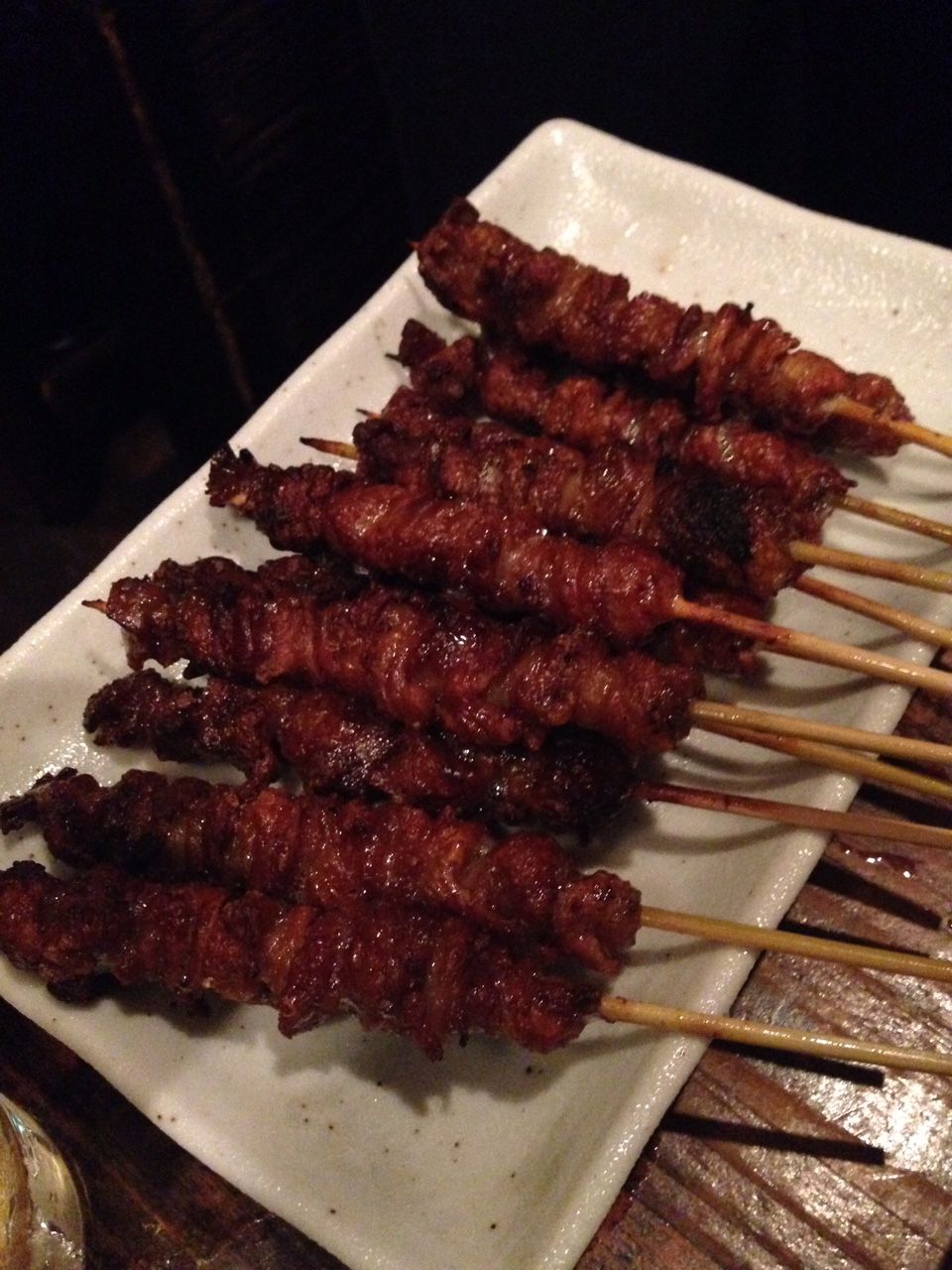 博多で焼き鳥といえば、まず鶏皮！　お店に行くと1人10本ずつとか食べます。＃福岡　＃博多かわ屋　＃仕込みに6日間かかるってさ