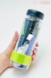 外出中に被災した際に役立つアイテムを購入して作る「防災ボトル」 撮影/山田智絵