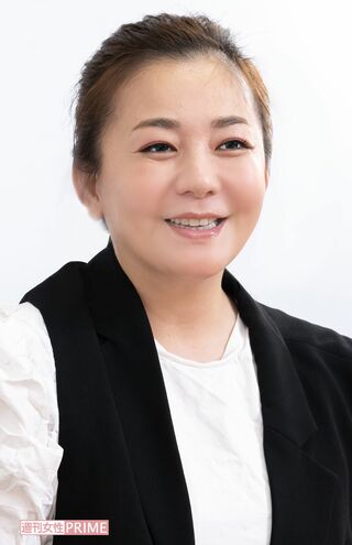 華原朋美　撮影／佐藤靖彦