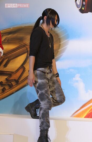 山田裕貴（2011年6月、映画『仮面ライダーオーズ』『海賊船隊ゴーカイジャー』制作発表会見）